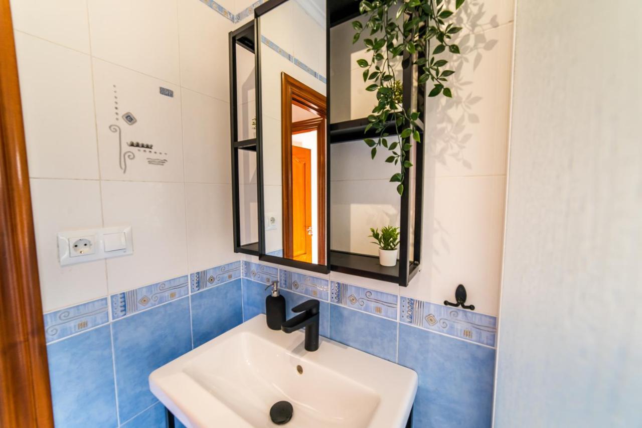 Casa Lopez Bed and Breakfast Avilés Esterno foto