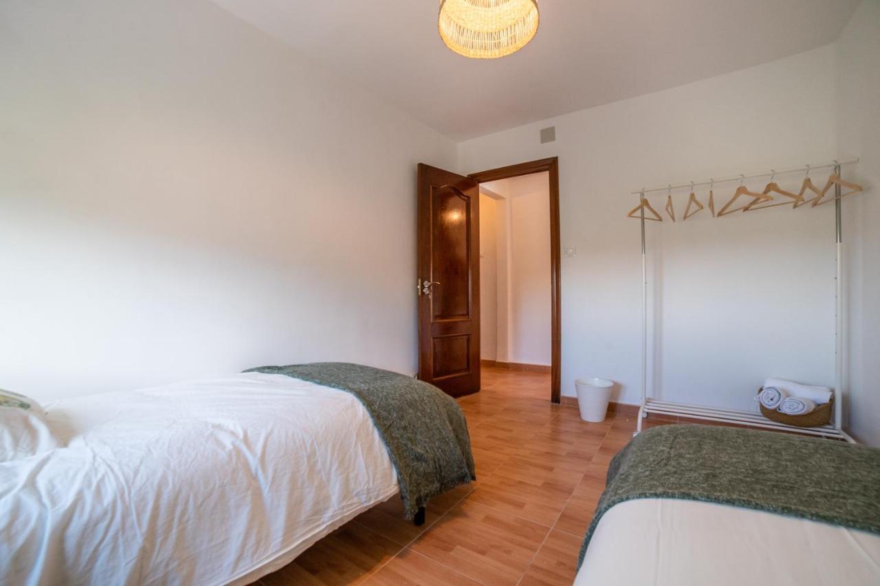 Casa Lopez Bed and Breakfast Avilés Esterno foto
