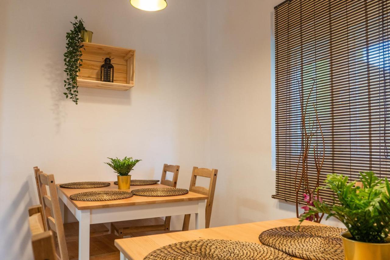 Casa Lopez Bed and Breakfast Avilés Esterno foto
